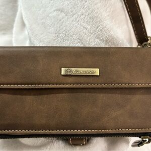 Bin: 2-9.                             Brown Women's Wallet